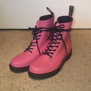 Dr. Martens ‘Drench’ pink rain boots, W-11